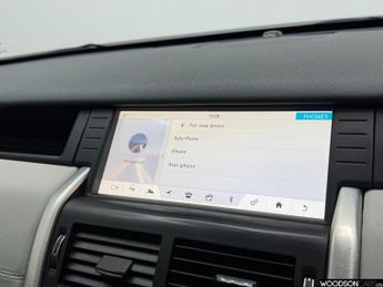 LAND ROVER DISCOVERY SPORT 2.0 TD4 HSE Black SUV 5dr Diesel Auto 4WD Euro 6 (s/s) (180 ps)