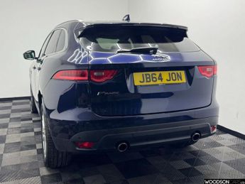 JAGUAR F-PACE 2.0 P300 Portfolio SUV 5dr Petrol Auto AWD Euro 6 (s/s) (300 ps)