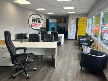 VOLVO XC40 2.0 D4 First Edition SUV 5dr Diesel Auto AWD Euro 6 (s/s) (190 p