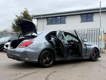 MERCEDES-BENZ C-CLASS 2.0 C220d AMG Line Saloon 4dr Diesel G-Tronic+ Euro 6 (s/s) (194