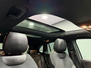 MERCEDES-BENZ EQA EQA 250 66.5kWh AMG Line (Premium) SUV 5dr Electric Auto (190 ps