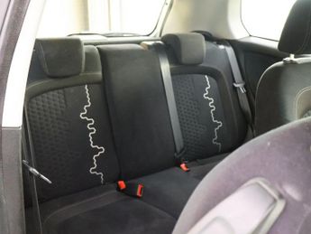 FIAT PUNTO 1.4 Easy Hatchback 3dr Petrol Euro 6 (s/s) (77 bhp)