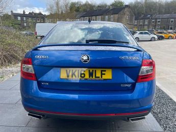SKODA OCTAVIA 2.0 TDI vRS Hatchback 5dr Diesel DSG 4WD Euro 6 (s/s) (SNav) (18