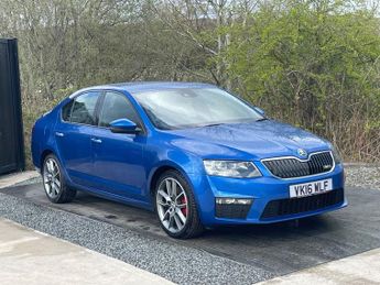 SKODA OCTAVIA 2.0 TDI vRS Hatchback 5dr Diesel DSG 4WD Euro 6 (s/s) (SNav) (18
