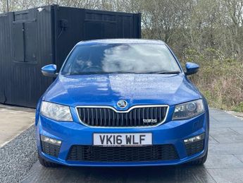 SKODA OCTAVIA 2.0 TDI vRS Hatchback 5dr Diesel DSG 4WD Euro 6 (s/s) (SNav) (18