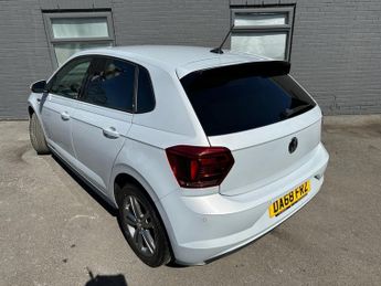 VOLKSWAGEN POLO 1.0 TSI GPF R-Line Hatchback 5dr Petrol Manual Euro 6 (s/s) (95 