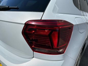 VOLKSWAGEN POLO 1.0 TSI GPF R-Line Hatchback 5dr Petrol Manual Euro 6 (s/s) (95 