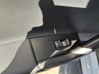 VOLKSWAGEN POLO 1.0 TSI GPF R-Line Hatchback 5dr Petrol Manual Euro 6 (s/s) (95 