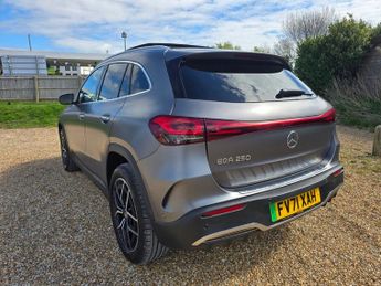 MERCEDES-BENZ EQA EQA 250 66.5kWh AMG Line (Premium) SUV 5dr Electric Auto (190 ps