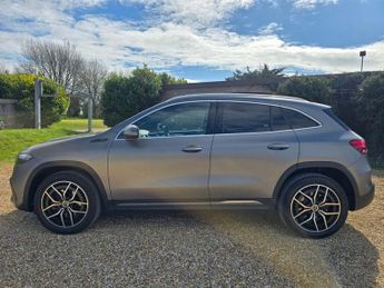 MERCEDES-BENZ EQA EQA 250 66.5kWh AMG Line (Premium) SUV 5dr Electric Auto (190 ps