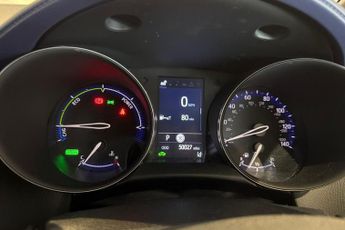 TOYOTA C-HR 1.8 VVT-h GPF Dynamic SUV 5dr Petrol Hybrid CVT Euro 6 (s/s) (12