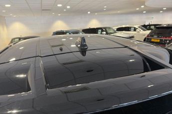 TOYOTA C-HR 1.8 VVT-h GPF Dynamic SUV 5dr Petrol Hybrid CVT Euro 6 (s/s) (12