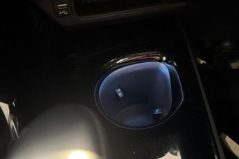 TOYOTA C-HR 1.8 VVT-h GPF Dynamic SUV 5dr Petrol Hybrid CVT Euro 6 (s/s) (12