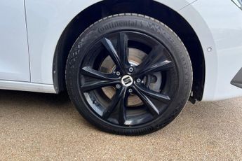 SEAT LEON 1.4 eHybrid 12.8kWh FR Hatchback 5dr Petrol Plug-in Hybrid DSG E