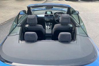 BMW 2 SERIES 2.0 225d M Sport Convertible 2dr Diesel Auto Euro 6 (s/s) (224 p