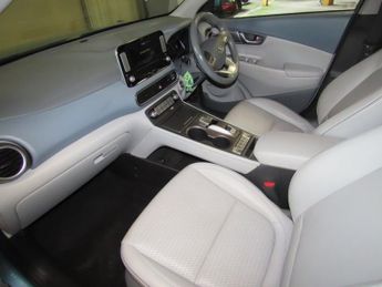 HYUNDAI KONA 64kWh Premium SE SUV 5dr Electric Auto (204 ps)