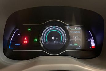 HYUNDAI KONA 64kWh Premium SE SUV 5dr Electric Auto (204 ps) Rear View Camera