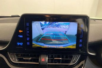 TOYOTA C-HR 1.8 VVT-h Icon SUV 5dr Petrol Hybrid CVT Euro 6 (s/s) (122 ps) R