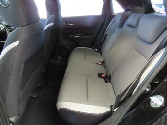 HONDA JAZZ 1.5 h i-MMD Crosstar EX Hatchback 5dr Petrol Hybrid eCVT Euro 6 