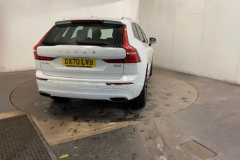 VOLVO XC60 2.0 B5 MHEV Inscription SUV 5dr Petrol Hybrid Auto Euro 6 (s/s) 