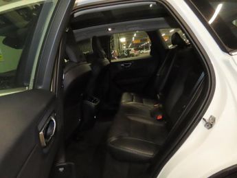 VOLVO XC60 2.0 B5 MHEV Inscription SUV 5dr Petrol Hybrid Auto Euro 6 (s/s) 