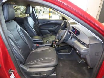 FORD MUSTANG MACH-E Extended Range 91kWh SUV 5dr Electric Automatic (294 ps) Rear Vi