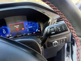 FORD KUGA 1.5 EcoBlue ST-Line SUV 5dr Diesel Auto Euro 6 (s/s) (120 ps)