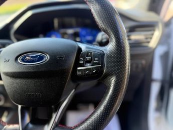 FORD KUGA 1.5 EcoBlue ST-Line SUV 5dr Diesel Auto Euro 6 (s/s) (120 ps)