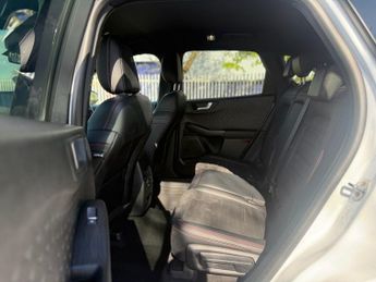 FORD KUGA 1.5 EcoBlue ST-Line SUV 5dr Diesel Auto Euro 6 (s/s) (120 ps)