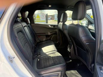 FORD KUGA 1.5 EcoBlue ST-Line SUV 5dr Diesel Auto Euro 6 (s/s) (120 ps)