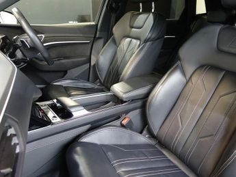 AUDI E-TRON 50 Black Edition SUV 5dr Electric Auto quattro 71.2kWh (11kW Cha