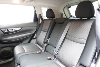 NISSAN X-TRAIL 1.3 DIG-T N-Connecta SUV 5dr Petrol DCT Auto Euro 6 (s/s) (160 p