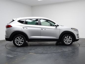 HYUNDAI TUCSON 1.6 CRDi MHEV SE Nav SUV 5dr Diesel Hybrid DCT Euro 6 (s/s) (136