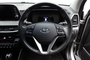 HYUNDAI TUCSON 1.6 CRDi MHEV SE Nav SUV 5dr Diesel Hybrid DCT Euro 6 (s/s) (136