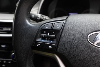 HYUNDAI TUCSON 1.6 CRDi MHEV SE Nav SUV 5dr Diesel Hybrid DCT Euro 6 (s/s) (136