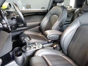 MINI Electric Hatch Cooper SE 32.6kWh Level 3 Hatchback 3dr Electric Auto (184 ps)