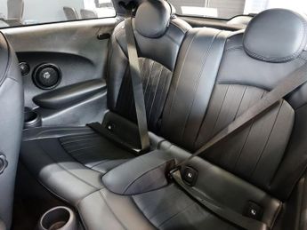 MINI Electric Hatch Cooper SE 32.6kWh Level 3 Hatchback 3dr Electric Auto (184 ps)