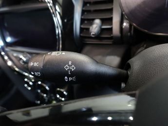 MINI Electric Hatch Cooper SE 32.6kWh Level 3 Hatchback 3dr Electric Auto (184 ps)