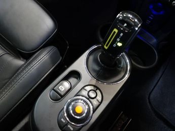 MINI Electric Hatch Cooper SE 32.6kWh Level 3 Hatchback 3dr Electric Auto (184 ps)