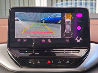 VOLKSWAGEN ID.4 Pro Performance 77kWh Life SUV 5dr Electric Auto (204 ps)