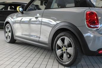 MINI Electric Hatch Cooper SE 32.6kWh Level 1 Hatchback 3dr Electric Auto (184 ps)