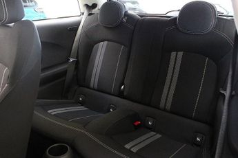 MINI Electric Hatch Cooper SE 32.6kWh Level 1 Hatchback 3dr Electric Auto (184 ps)