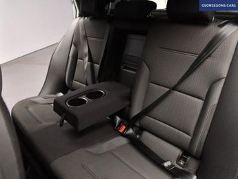 VOLKSWAGEN E-GOLF 35.8kWh e-Golf Hatchback 5dr Electric Auto (136 ps)