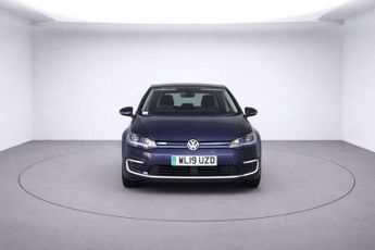 VOLKSWAGEN E-GOLF 35.8kWh e-Golf Hatchback 5dr Electric Auto (136 ps)