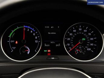 VOLKSWAGEN E-GOLF 35.8kWh e-Golf Hatchback 5dr Electric Auto (136 ps)