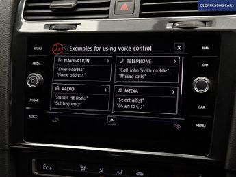 VOLKSWAGEN E-GOLF 35.8kWh e-Golf Hatchback 5dr Electric Auto (136 ps)