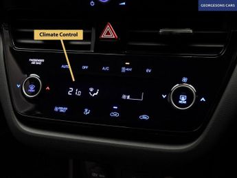 HYUNDAI IONIQ 38.3kWh Premium SE Hatchback 5dr Electric Auto (136 ps)