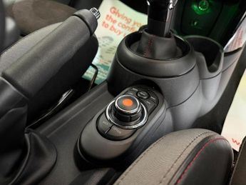 MINI HATCH 2.0 Cooper S Sport Hatchback 5dr Petrol Steptronic Euro 6 (s/s) 