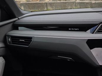 AUDI Q8 E-TRON 55 Black Edition SUV 5dr Electric Auto quattro 114kWh (11kW Char