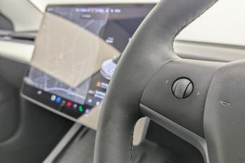 TESLA Model 3 (Dual Motor) Long Range Saloon 4dr Electric Auto 4WDE (346 ps)